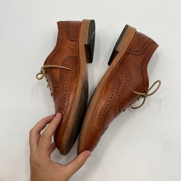 Allen Edmond 11 cognac leather McTavish Oxfords - Picture 6 of 9